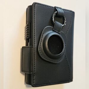 Black Air Tag Wallet